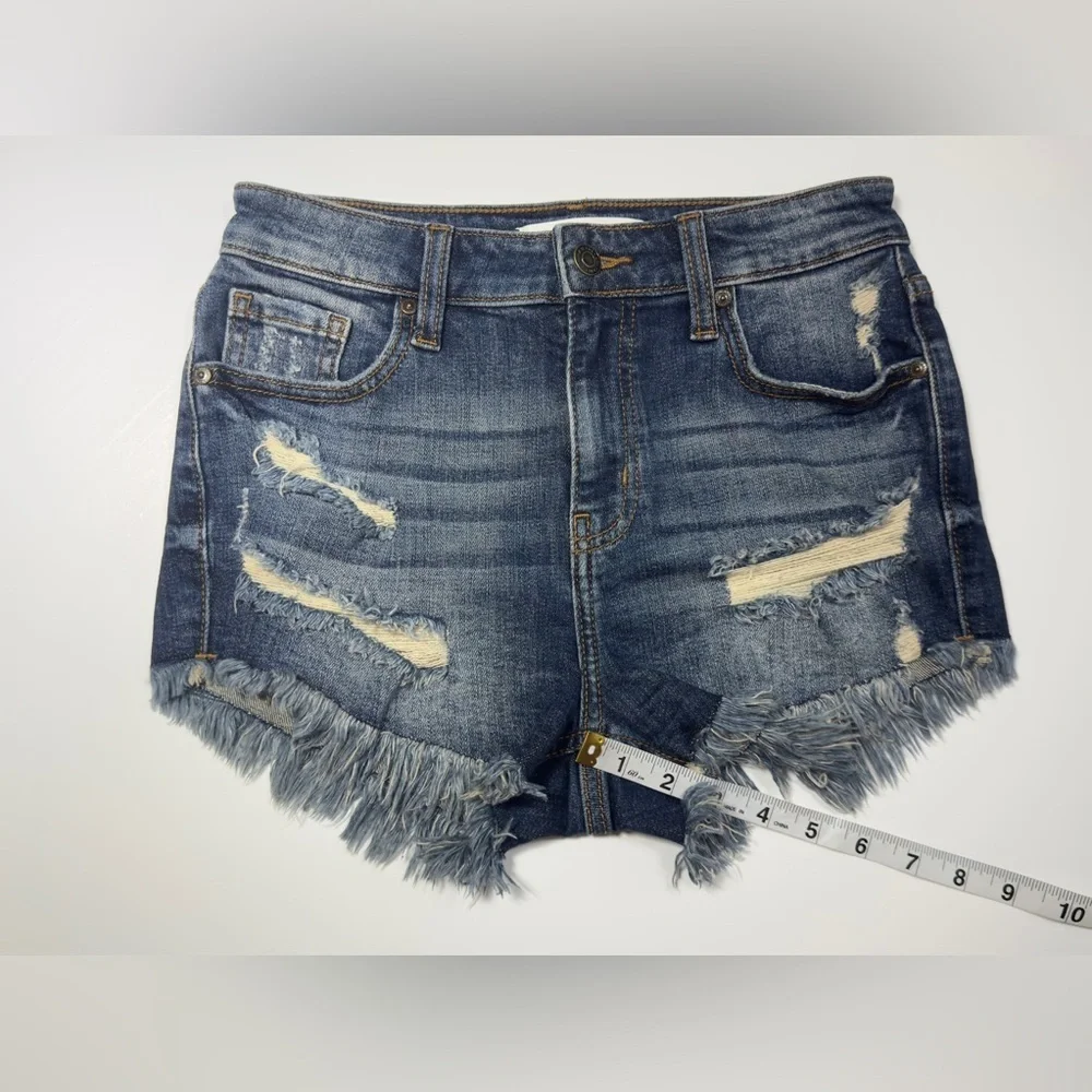 Eunina Blue Distressed Jean Shorts 🩳 💙
99% COTTON ✅ - Picture 6 of 9